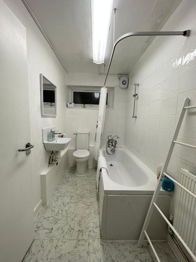 Bright, Warm & Cozy House In Harpurhey Apartment Manchester Ngoại thất bức ảnh